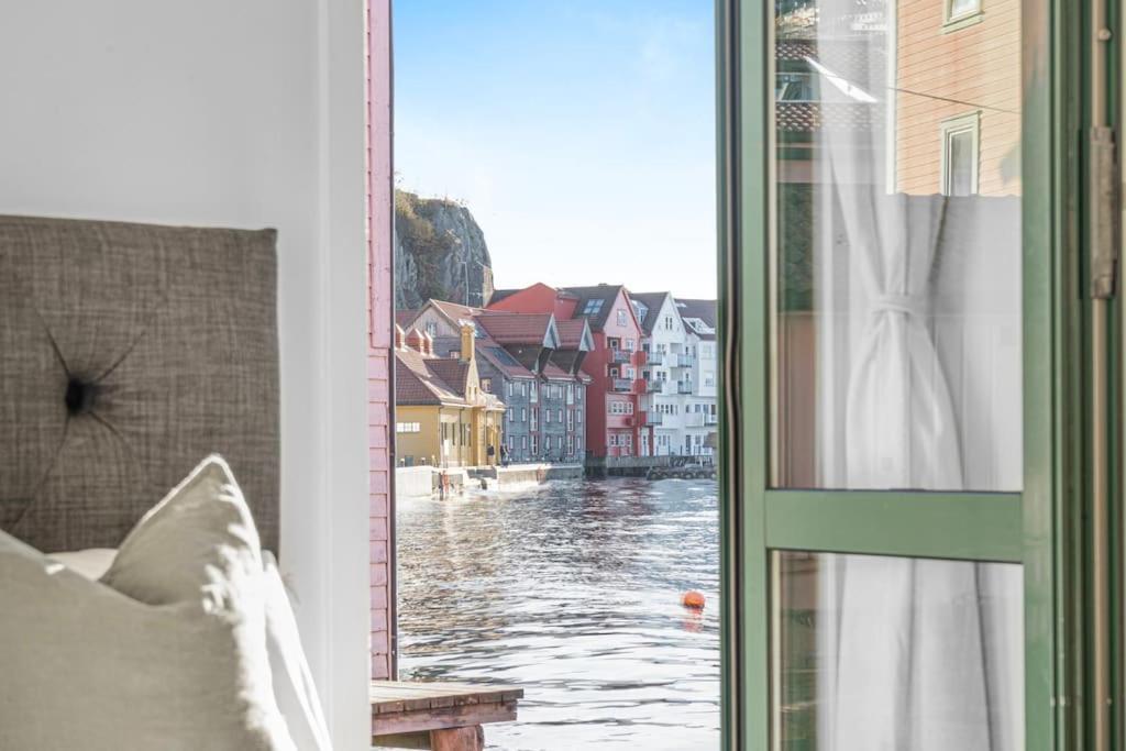 Ocean-View Haven: Take A Swim From Your Window! Bergen Esterno foto
