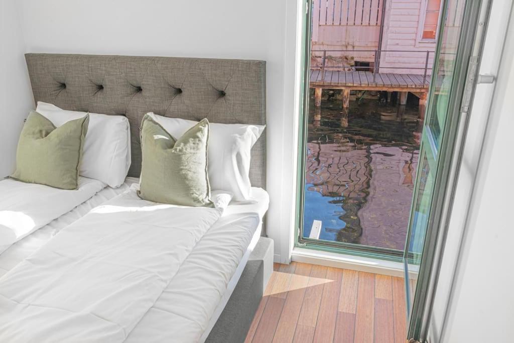 Ocean-View Haven: Take A Swim From Your Window! Bergen Esterno foto